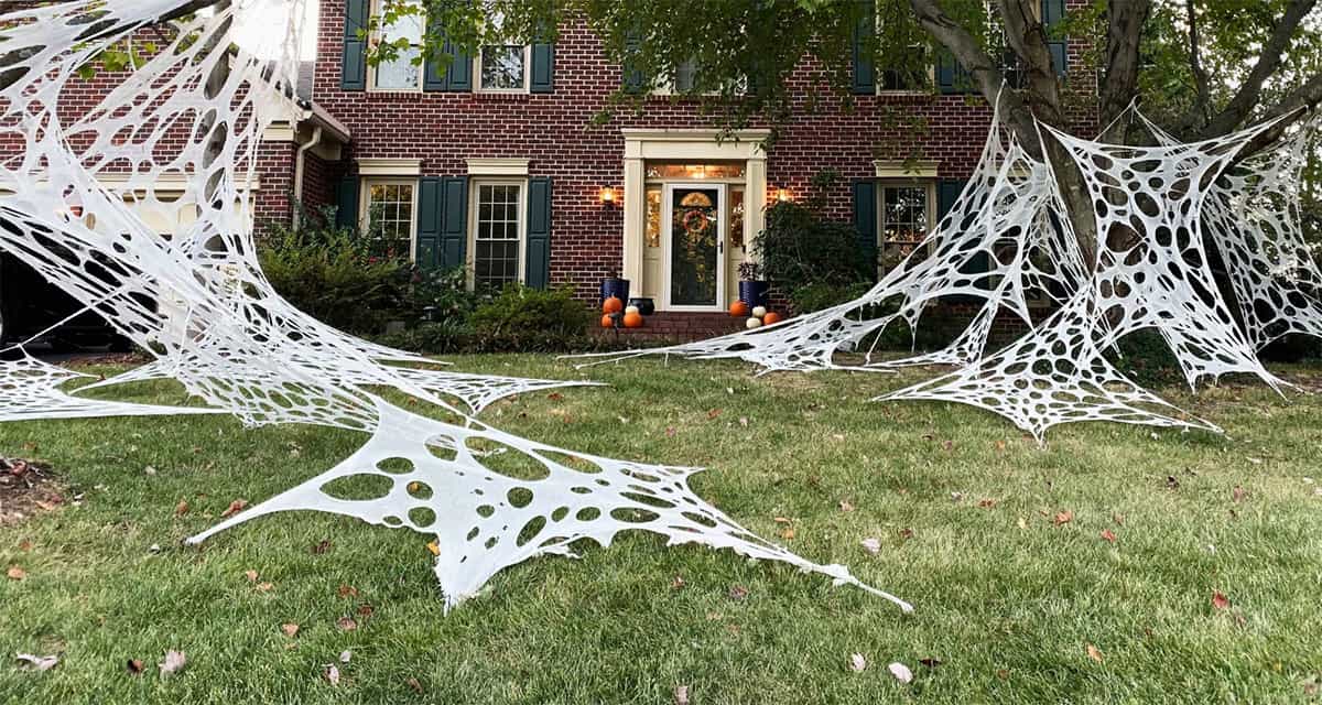 30 Impressive DIY Halloween Decorations for Outdoors • Craving Some Creativity